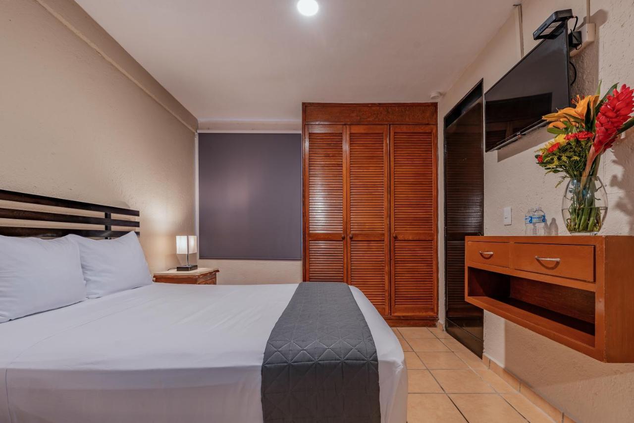 Hotel Brisas 5A Av, Playa Del Carmen Dış mekan fotoğraf
