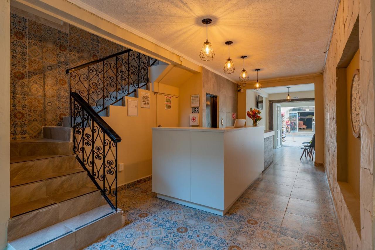 Hotel Brisas 5A Av, Playa Del Carmen Dış mekan fotoğraf